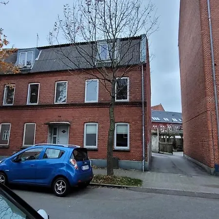 144 Nygardsvej First Floor Right Id 160